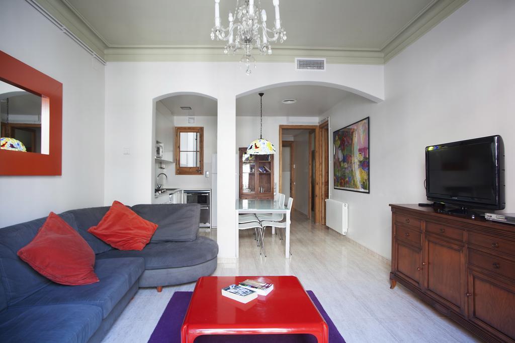 Aparteasy - Authentic Family Apartment Barselona Dış mekan fotoğraf