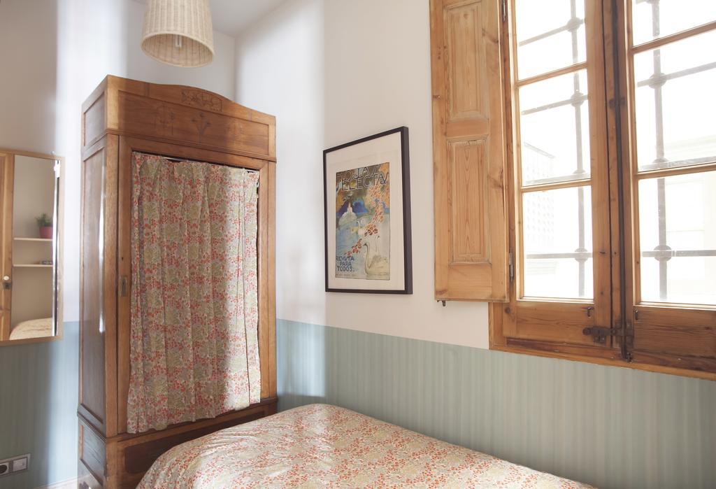 Aparteasy - Authentic Family Apartment Barselona Dış mekan fotoğraf