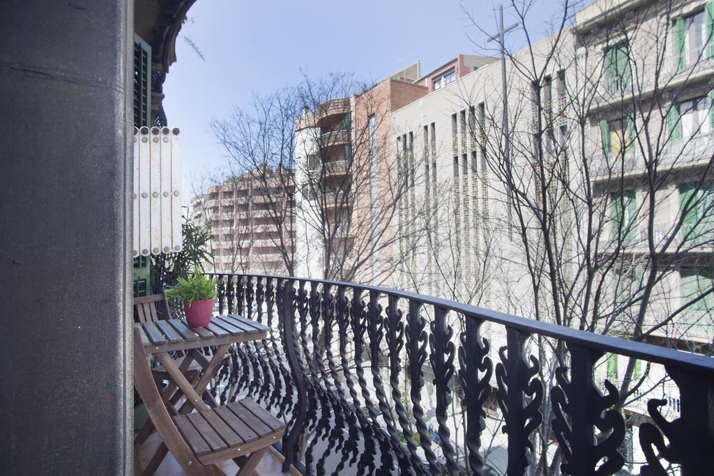 Aparteasy - Authentic Family Apartment Barselona Dış mekan fotoğraf