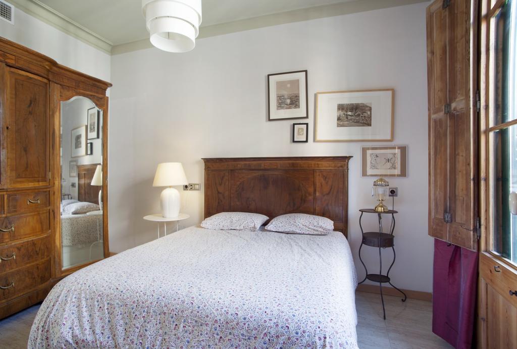 Aparteasy - Authentic Family Apartment Barselona Dış mekan fotoğraf
